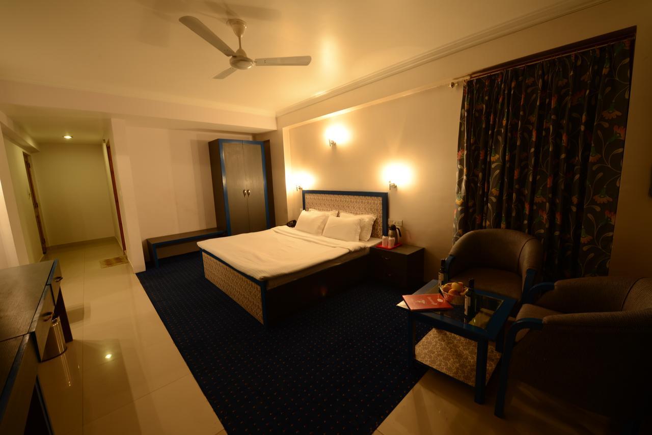 Hotel Park Paradise Manali Manāli Esterno foto