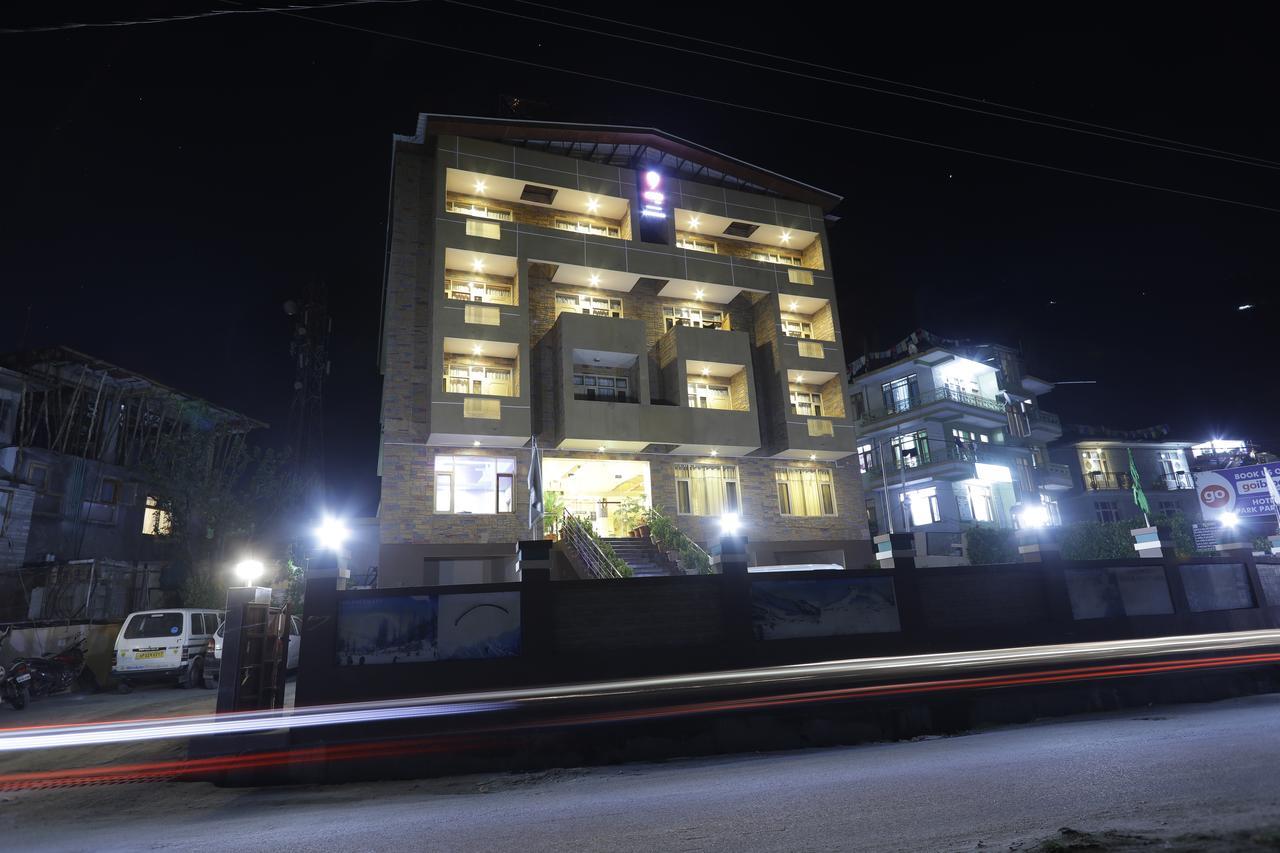 Hotel Park Paradise Manali Manāli Esterno foto