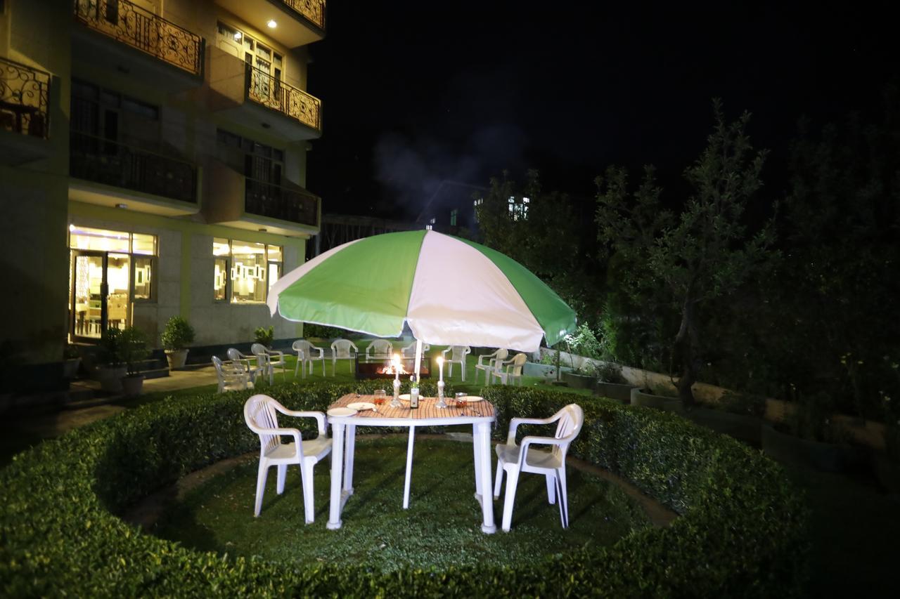 Hotel Park Paradise Manali Manāli Esterno foto